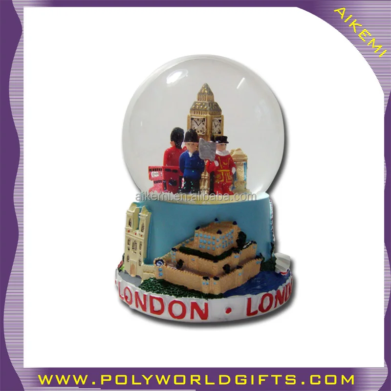 2015 well selling high quality souvenir resin snow globe,home decoration souvenir resin water globe,artifical resin snow ball