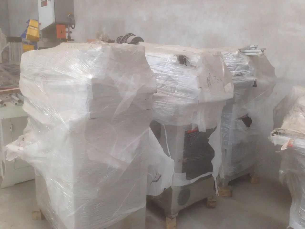 MJ274 Timber Cross Cutting  Plastic& MDF Board  Woodworking 350mm Pnueumatic cut off saw