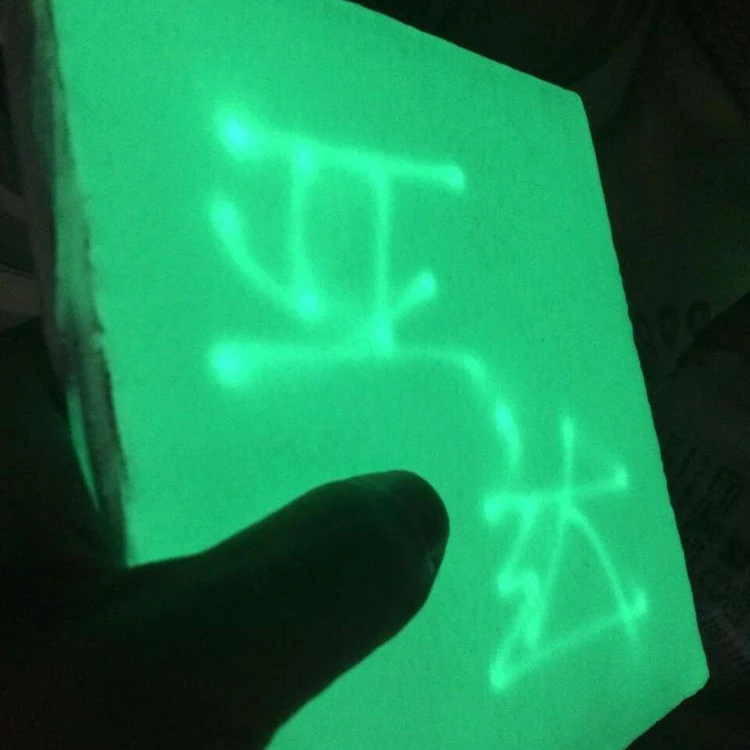 
 Люминесцентное покрытие для дорожной краски, светящееся в темноте, по заводской цене  