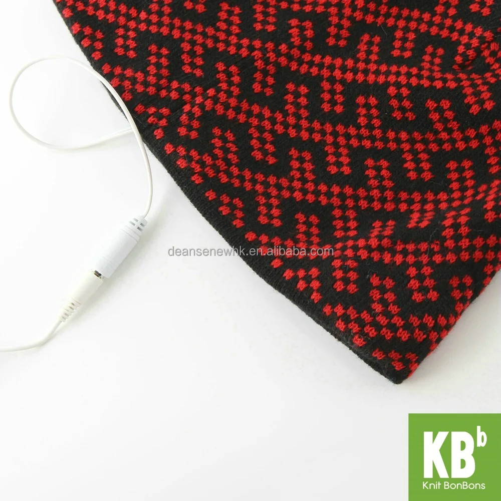 New Customize Handmade 100% Acrylic Geometric Thick Fall Winter Warm Unisex Teen Red Knit wired headphone Music Beanie Hat