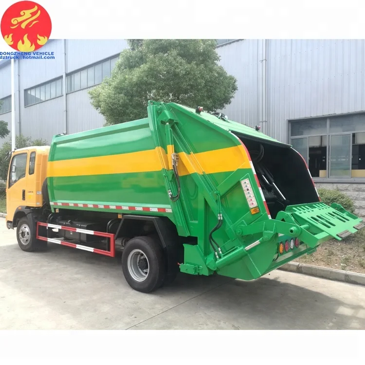 Sinotruck HOWO RHD 8000Liters compactor garbage trucks for sale