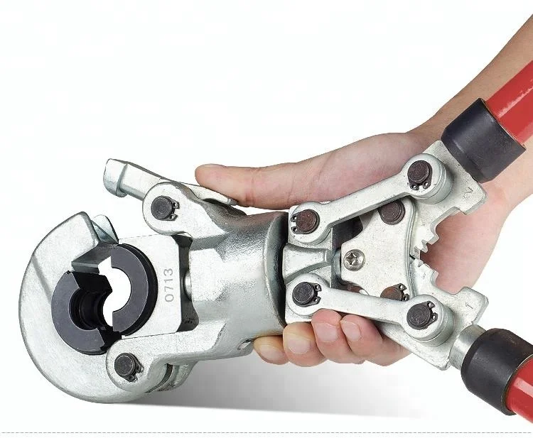 Pipe fitting pressingTool