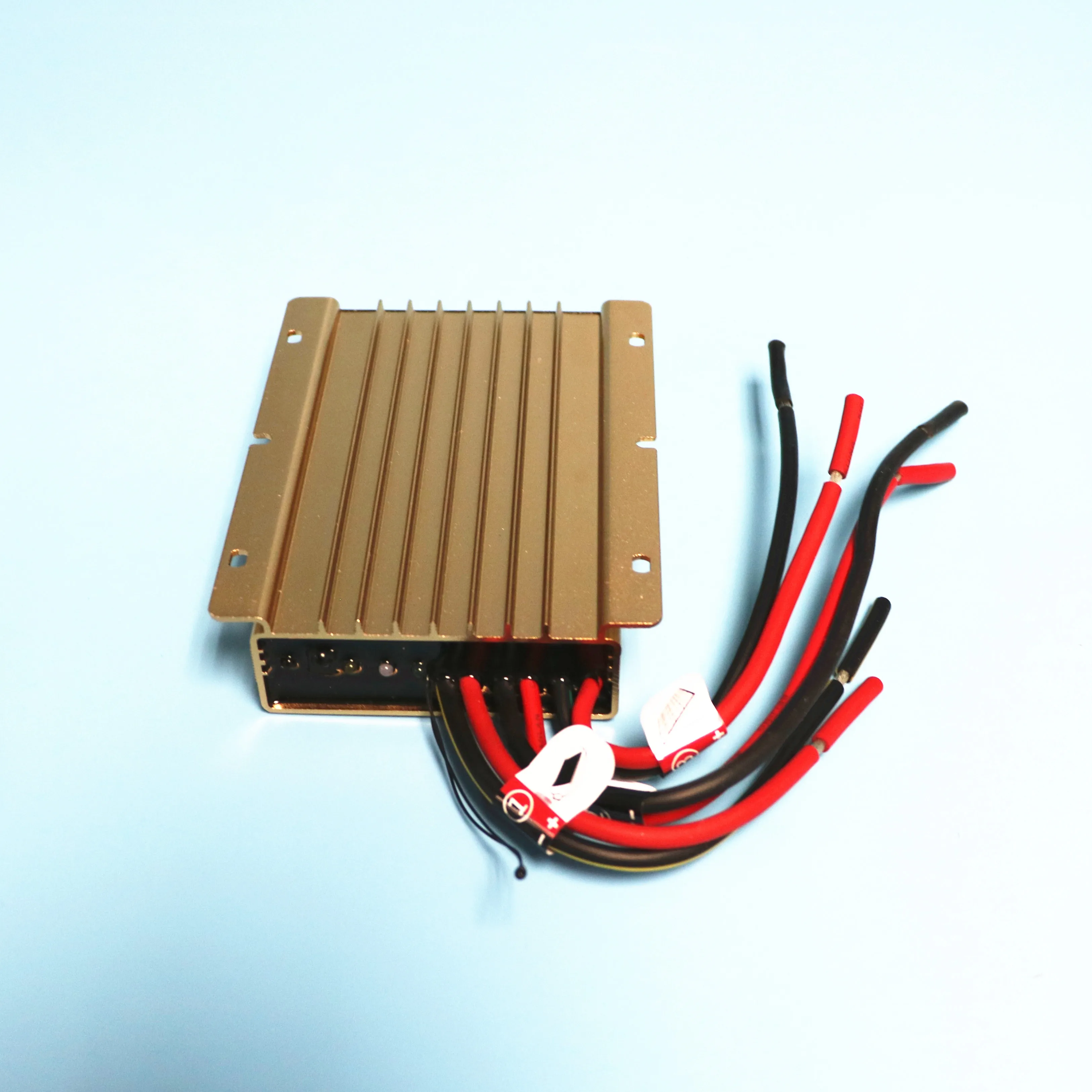 Best price waterproof IP67 20A 12V/24V Mppt Solar Charge Controller for Solar System