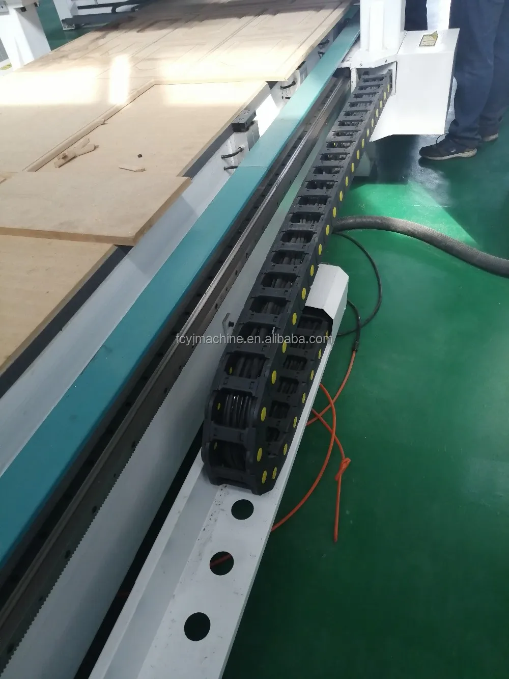 hot selling automatic tool change woodworking cnc router machine center 1325 for board cutting drilling