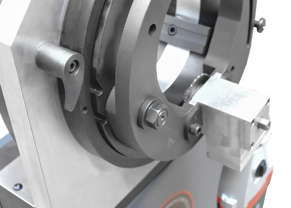 CNC Pipe cutting machine