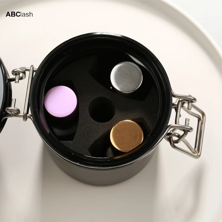 Top quality mild and non-irritating lady black false eyelash with glue