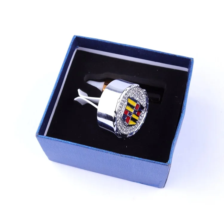 Модный незаменимый автомобильный брендовый подарок Автомобильный диффузор на вентиляционное отверстие под заказ металлический медальон освежитель воздуха с зажимом