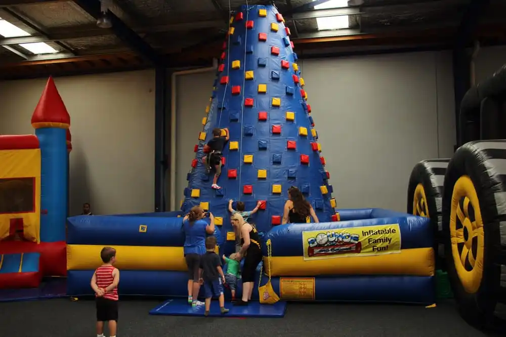 Commercial Popular High quality inflatable climbing wall