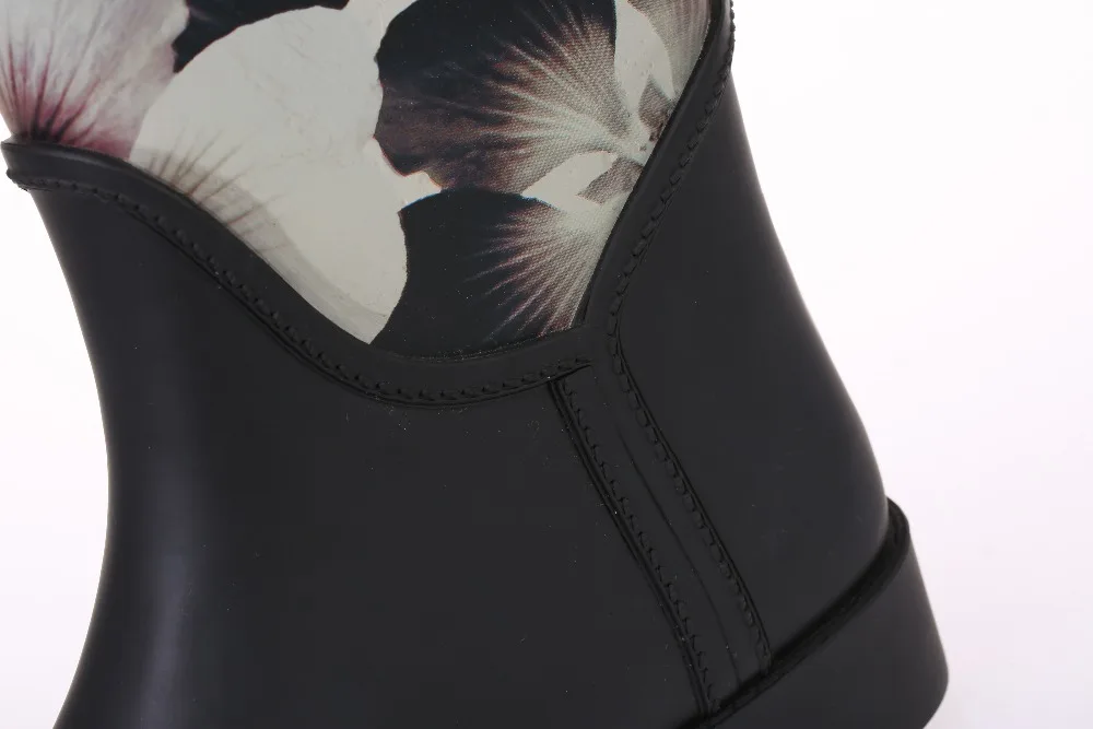 
lace up woman Rain boot with covered pu upper 