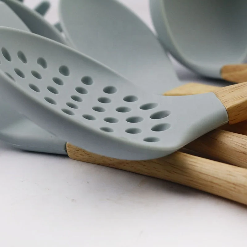 
7PCS Non-stick Heat-resistant Wholesale Cooking Utensil Set Silicone Kitchen Utensils With Wood Handle 