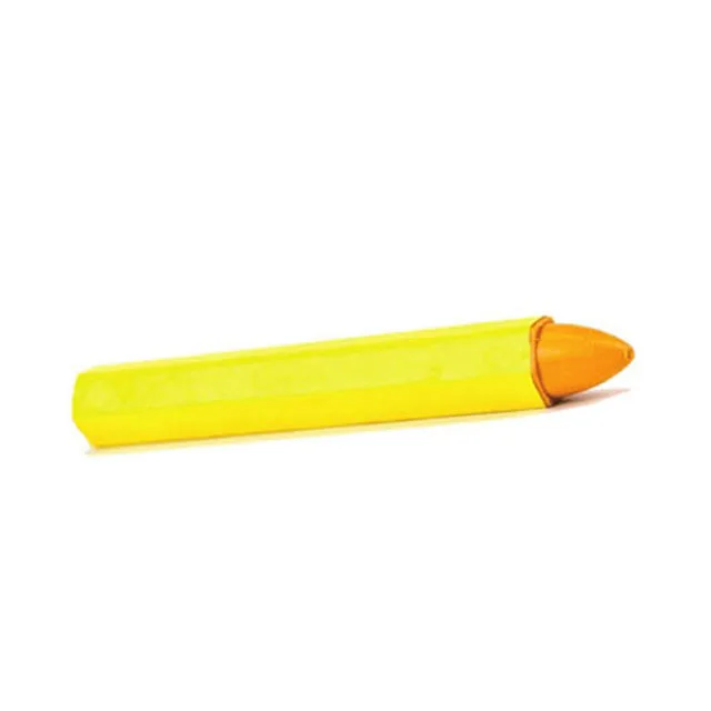 yellow color tire crayon