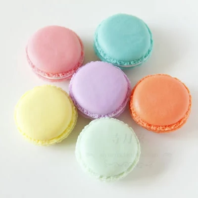 Novelty Fancy Macarons Shape Silicone Round Shape One Day Pill Storage Case