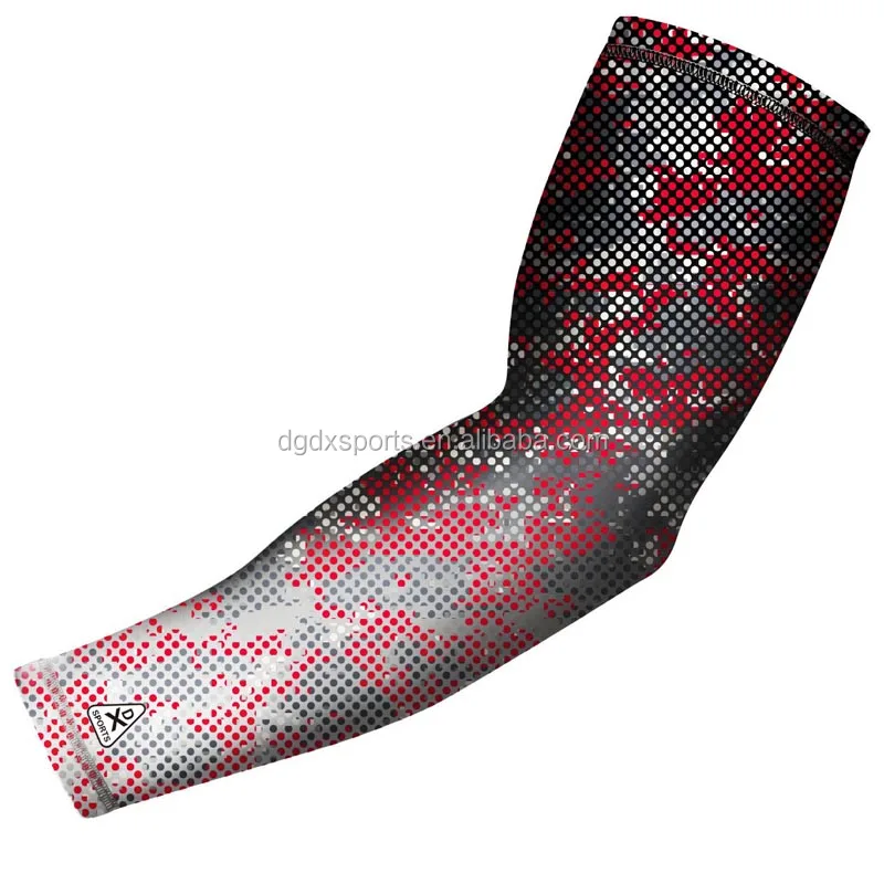 
Good quality USA Badger women polyester spandex Digital Camo Arm Sleeves 