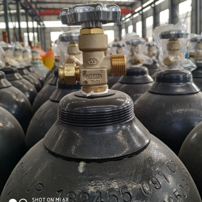 50 liter oxygen cylinder refill with O2 gas with  working pressure 150 bar