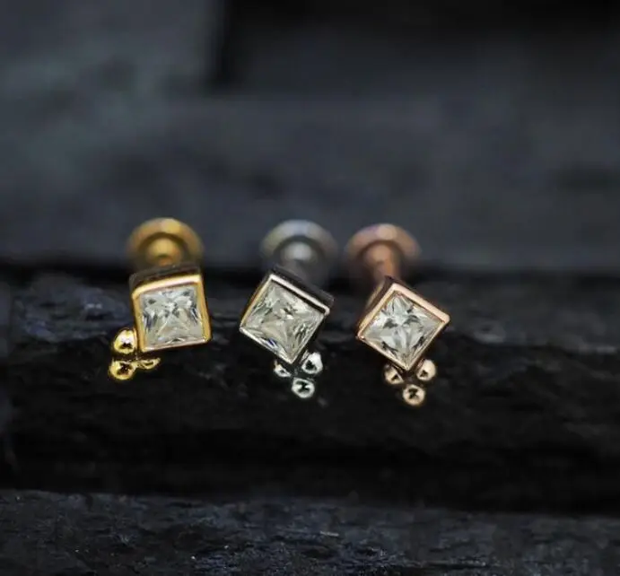 Серьга-гвоздик для пирсинга тела, ювелирное изделие со стальным квадратным фианитом и маленьким шариковым винтом, плоская спина, Козелка, раковины, завитка тела, 16 г