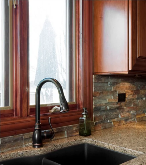 Classic Brown Wooden Ready Made Shaker Kitchen Cupboards Solid Wood