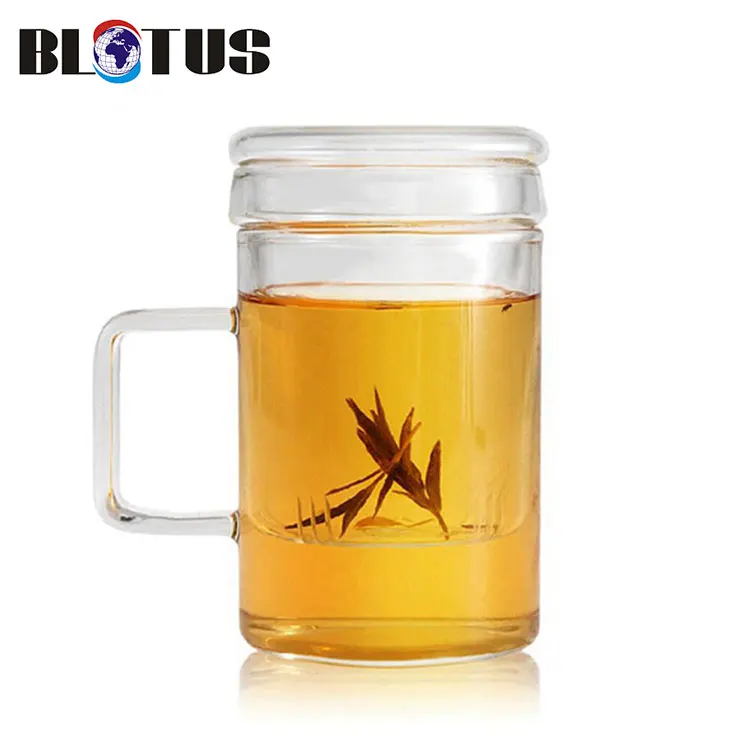 Тонкая чашка из боросиликатного стекла с крышкой