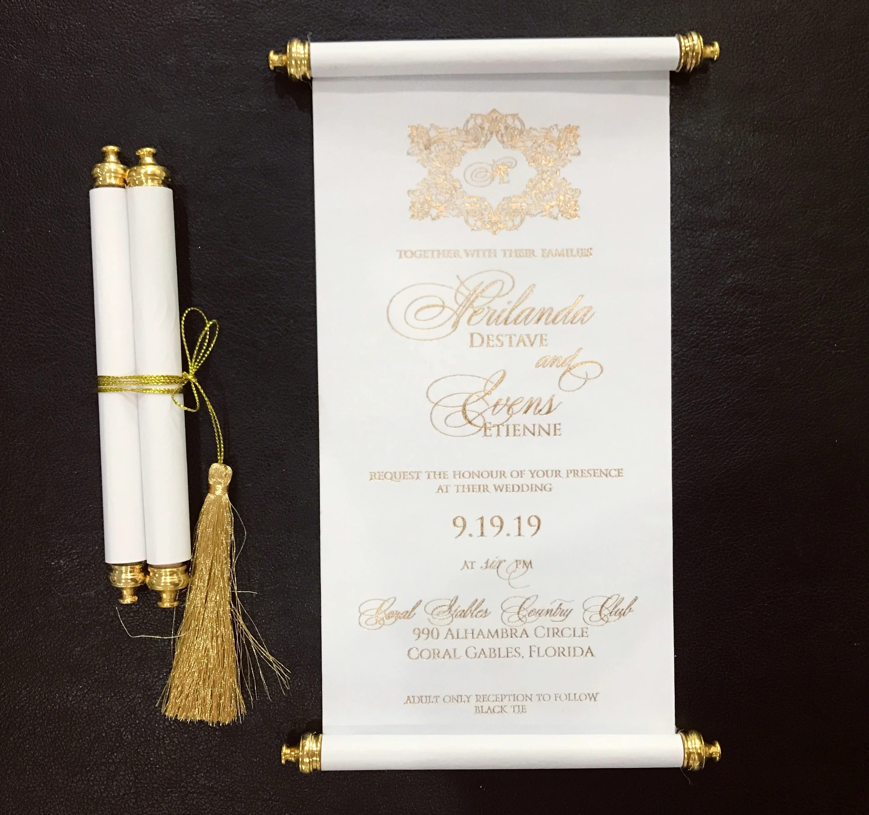 Уникальная элегантная Роскошная бархатная круглая Роскошная Свадебная пригласительная открытка на заказ