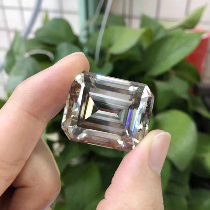 synthetic 2 carat emerald cut moissanite price per carat for wedding ring making
