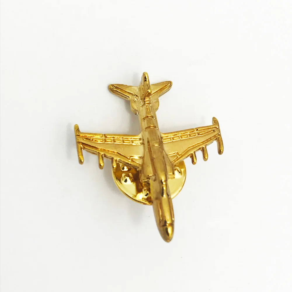 3D Gold Silver Airplane Malta Country Hard Enamel Metal Lapel Pins for Men