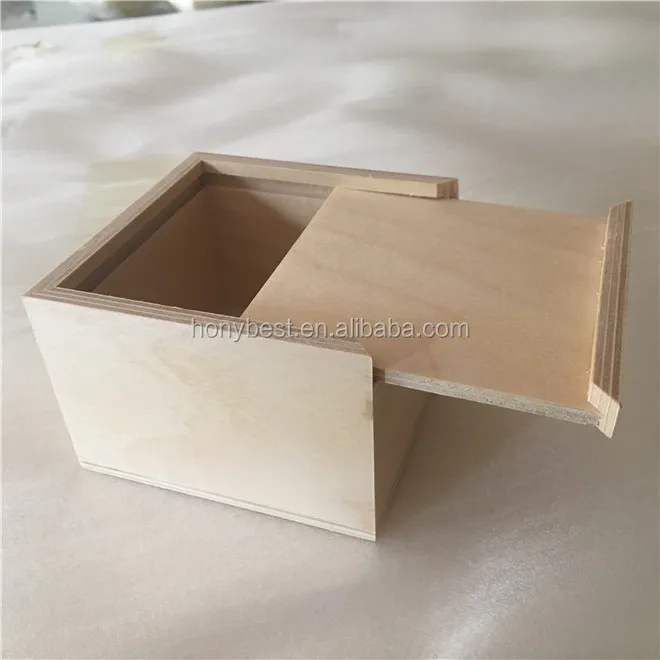 Wholesale 4 Compartments Square Wooden Box Birch Plywood Gift Boxes with Removable Divider and Push-pull Lid for Package Storage