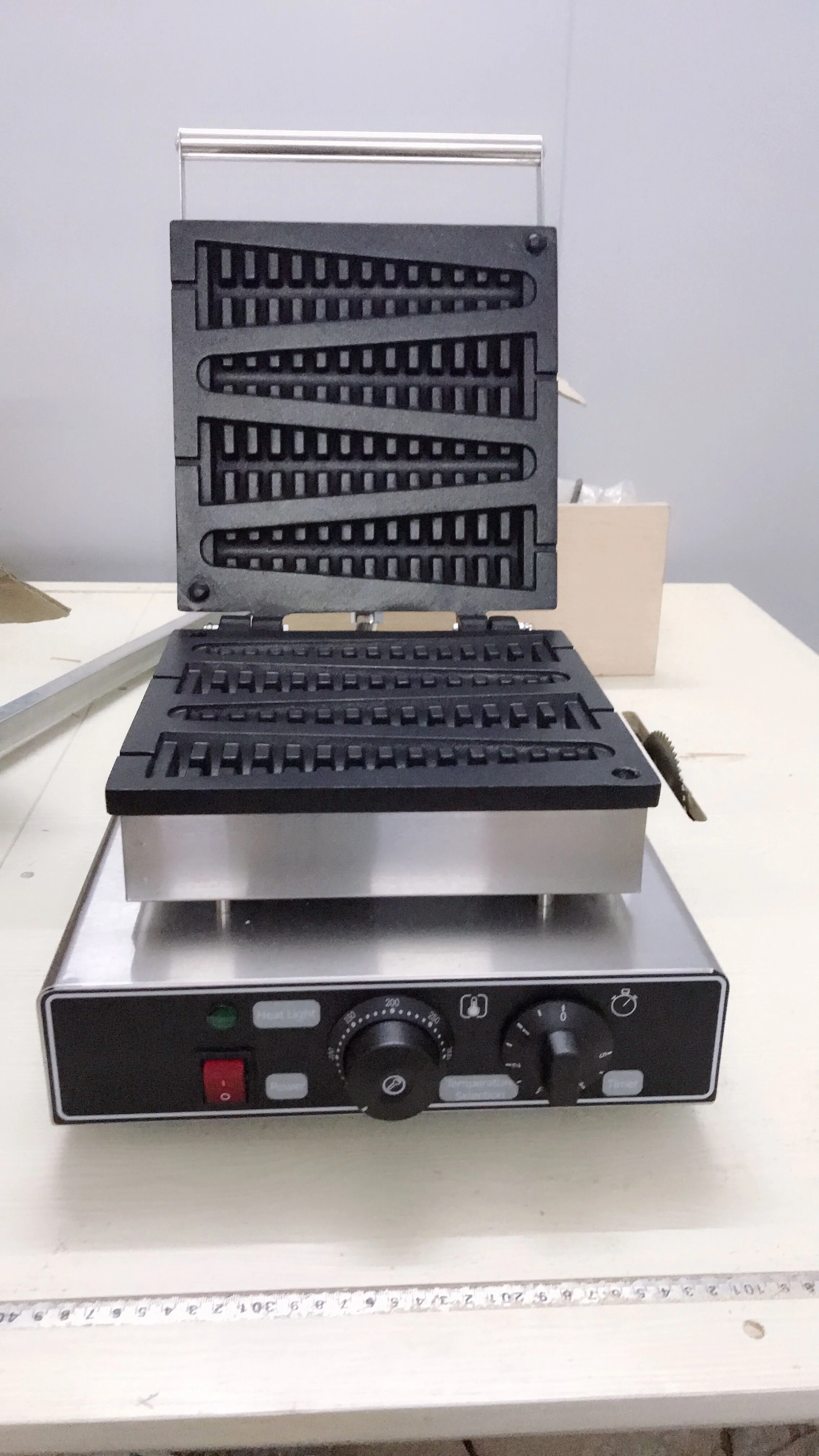 
Free shipping sent express Commercial 4pcs Lolly Stick Waffle Maker Machine Waffle Stick Baker Waffle Iron Cake Oven Electric 11 