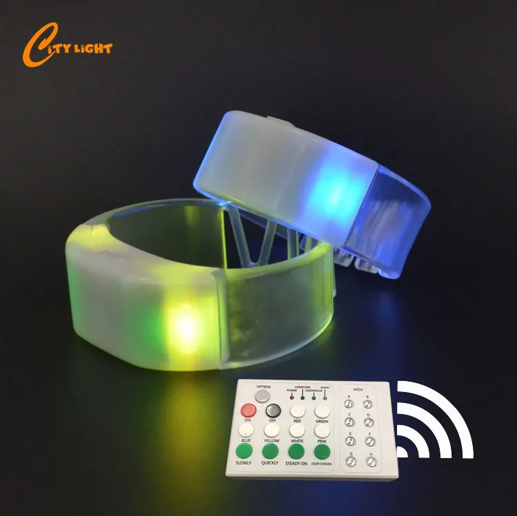hot sale CR2032 battery replaceable silicone flashing radio control led wristband