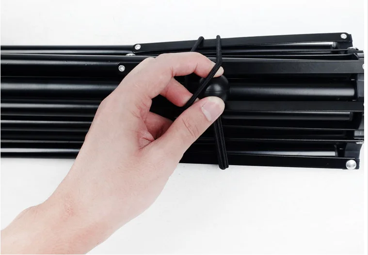 Elastic rubber ball  bungee cord  loop