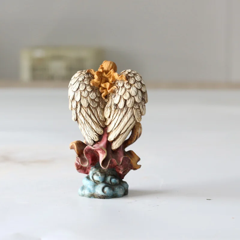 China Polyresin Craft Best Selling Souvenir Resin Antique Decorative Religious Angel Statue For Wholesale
