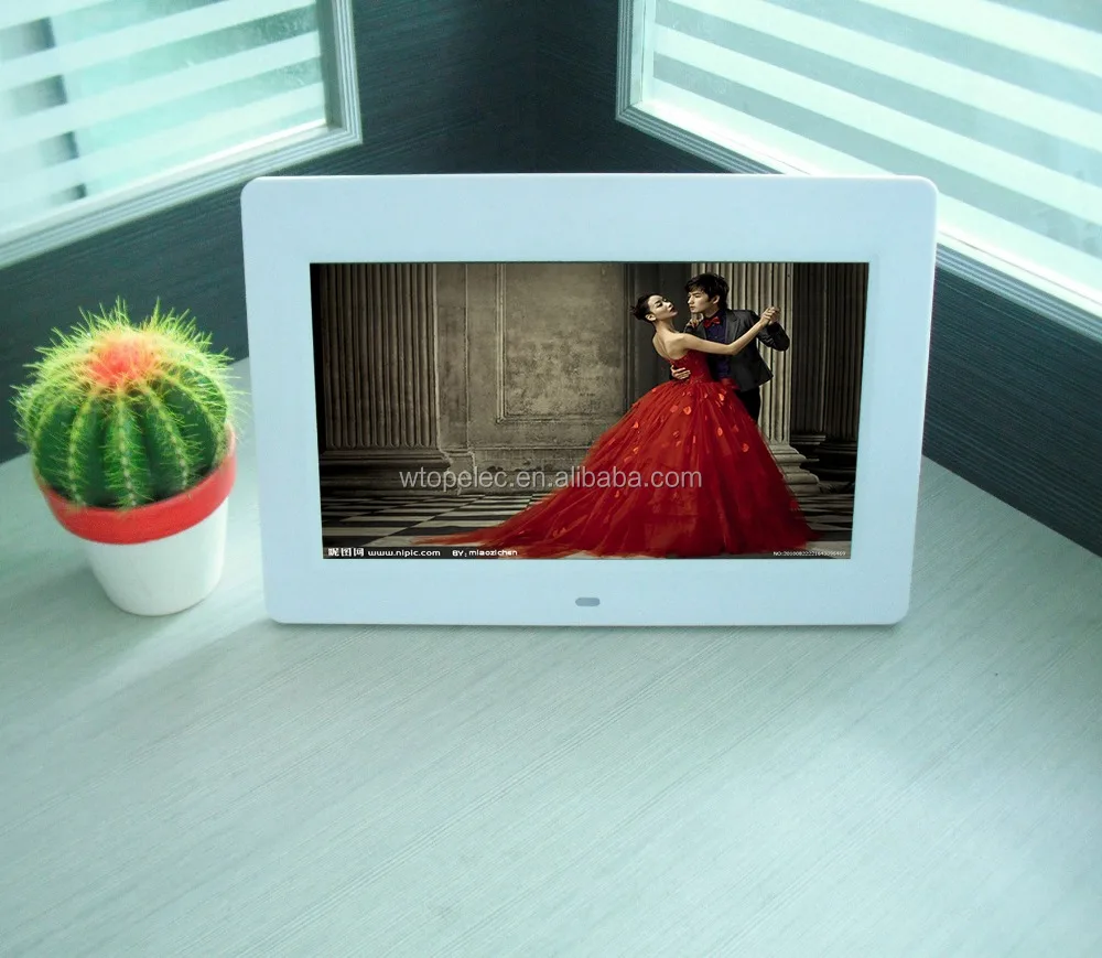 Video Playback, MP3 Function and 10.1 inch Size digital picture frame