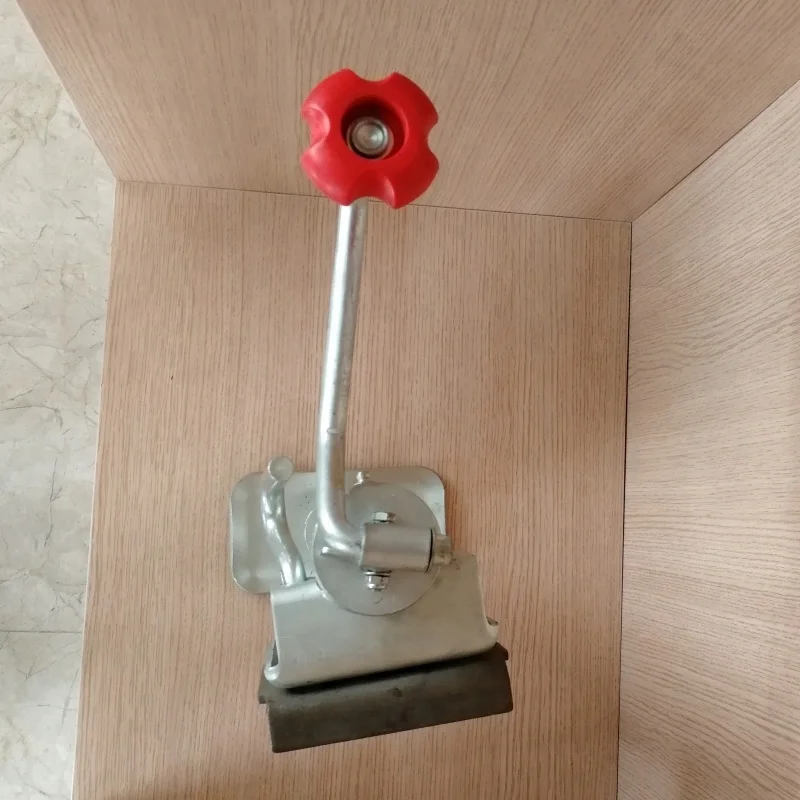 Factory price 2000lbs bracket mount europe trailer parts type topwind zinc plated car lift jack