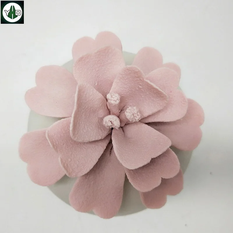 Eco-friendly Handmade matte pink  flower ceramic  aroma oil diffuser Ceramic Aromatherapy Bottle Car Fragrance Air Purification