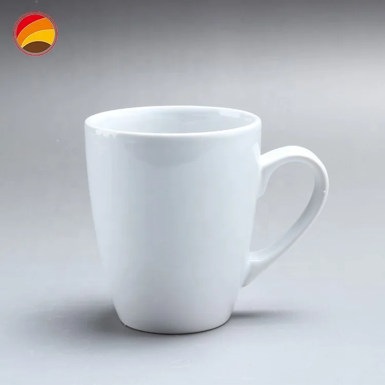 Рекламная кофейная кружка с сублимационным логотипом белая керамическая