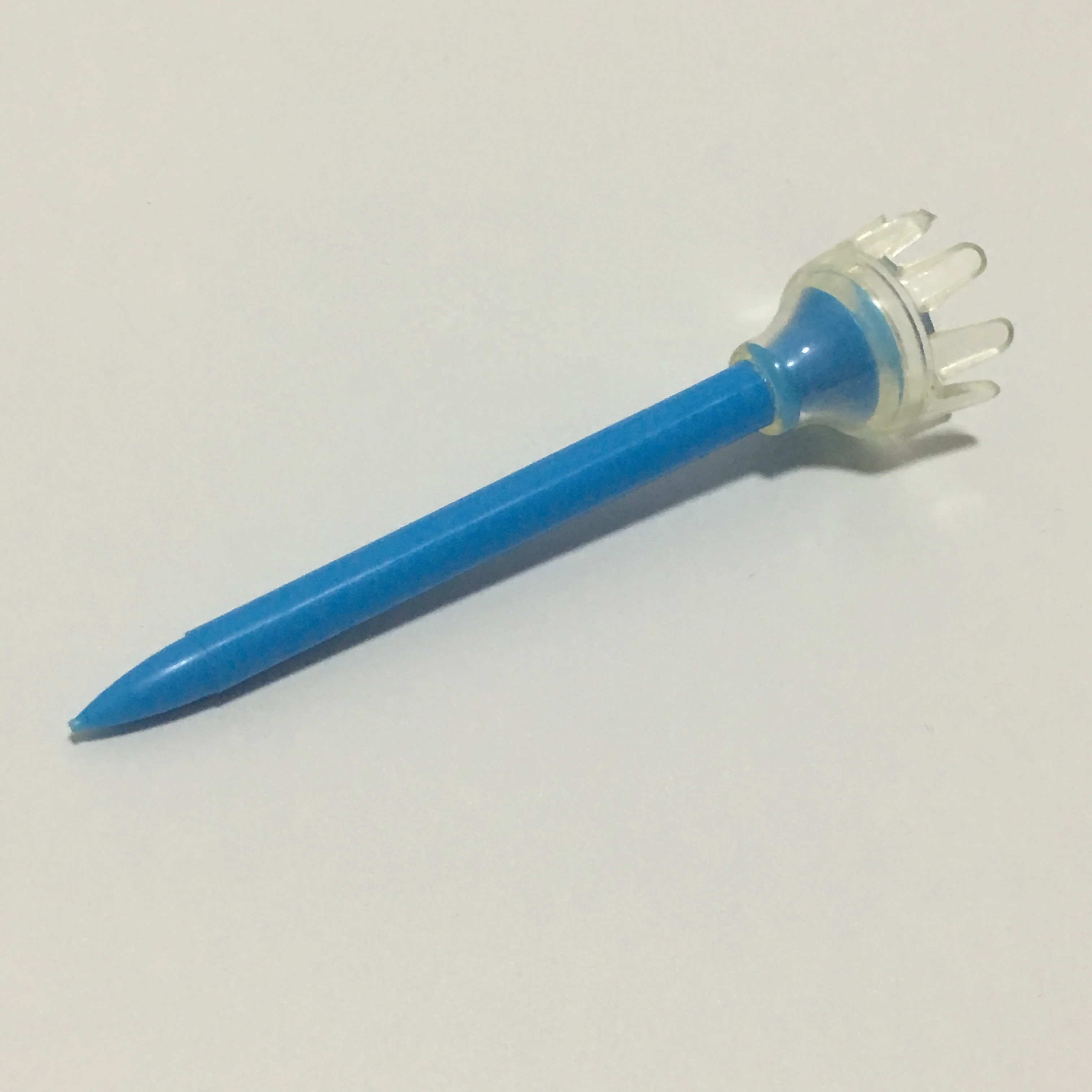 Mixed Color Plastic Crown Shape Claw Cushion Top Golf Tees