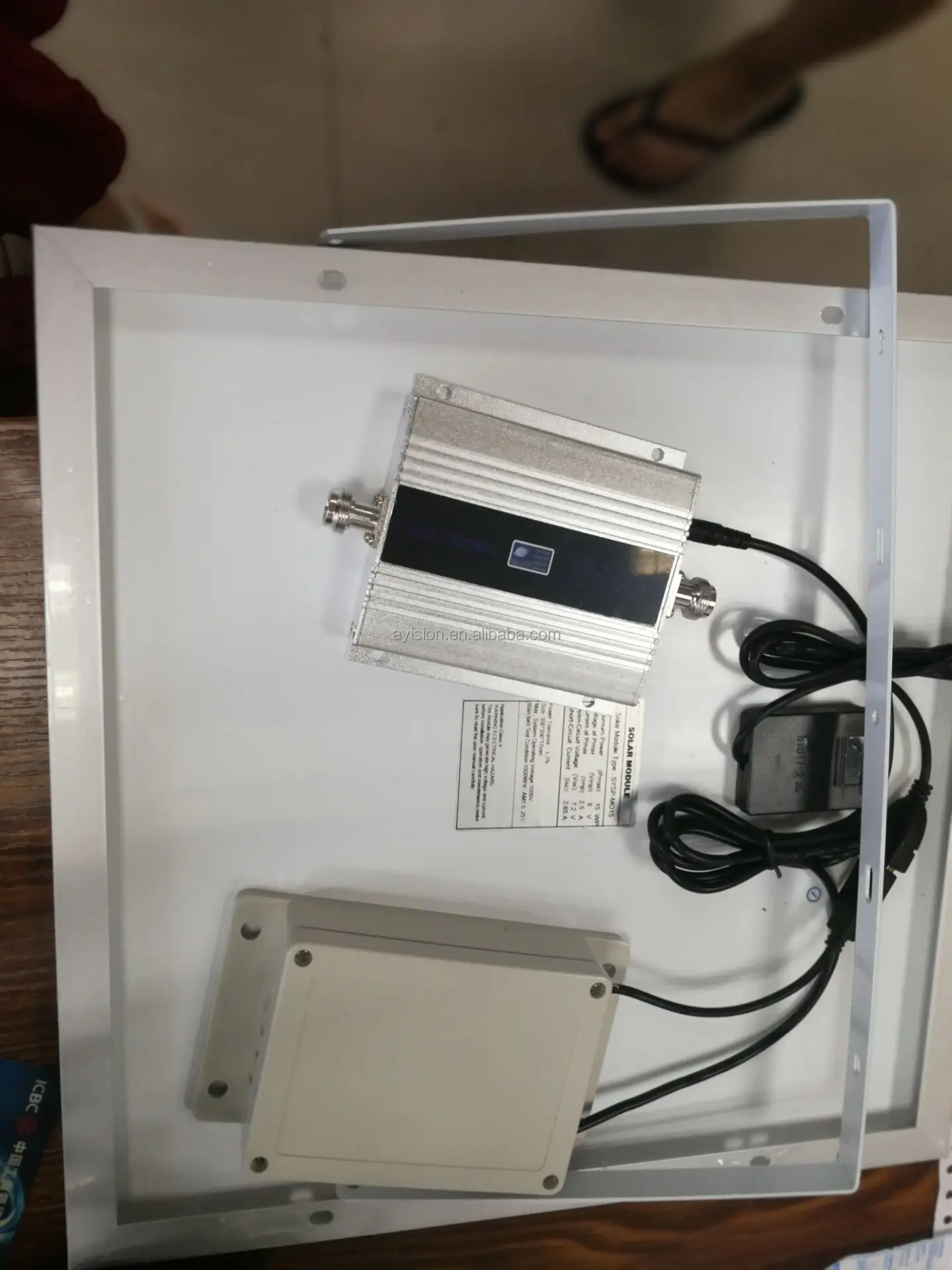 solar signal booster GSM CDMA DCS cellular amplifier signal repeater