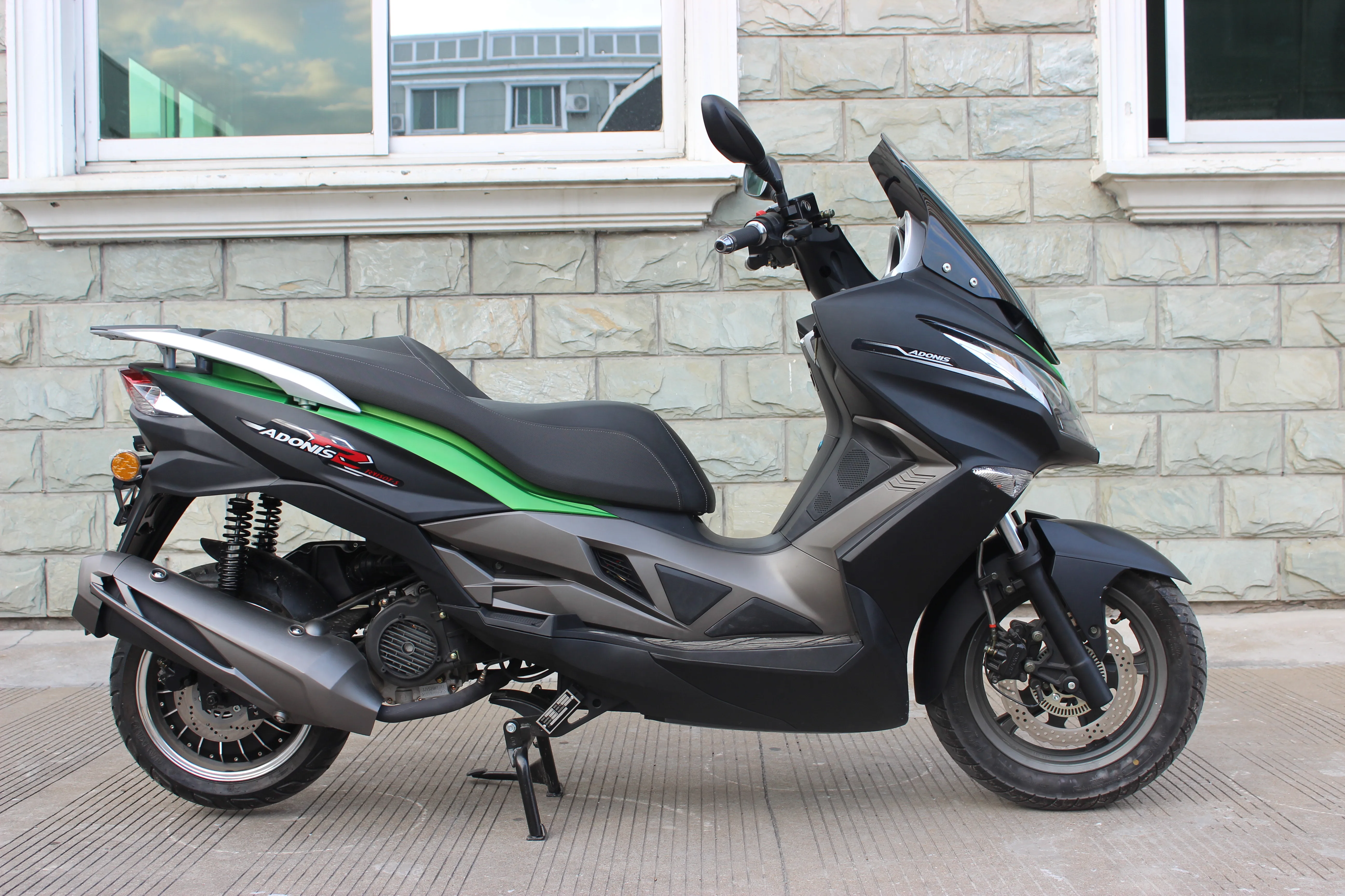 Jiajue 2021 New Developed 125cc Hybrid Maxi scooters