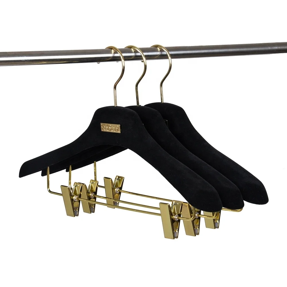 High quality custom anti-slip black wood velvet hanger for clothing with clips