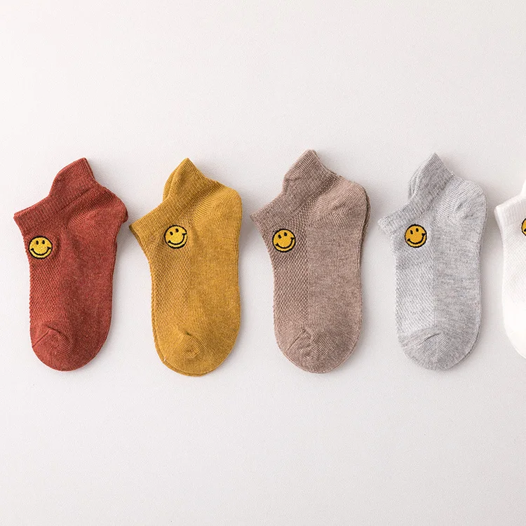 
Factory new fashion funny cute soft smiling face ankle kid knitting sock 