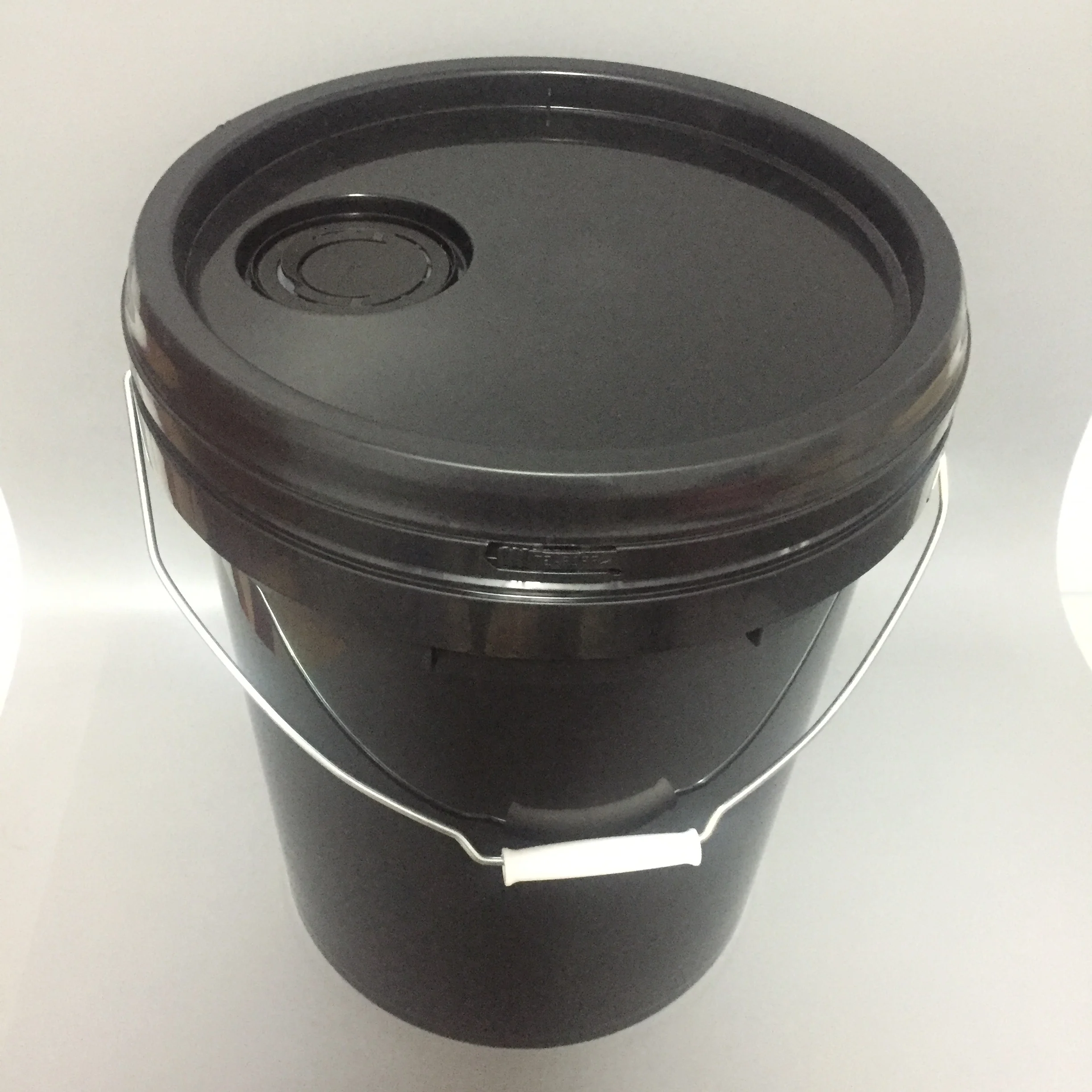 5 gallon 20L plastic PP  bucket pail lubricant with lid and metal plastic handle