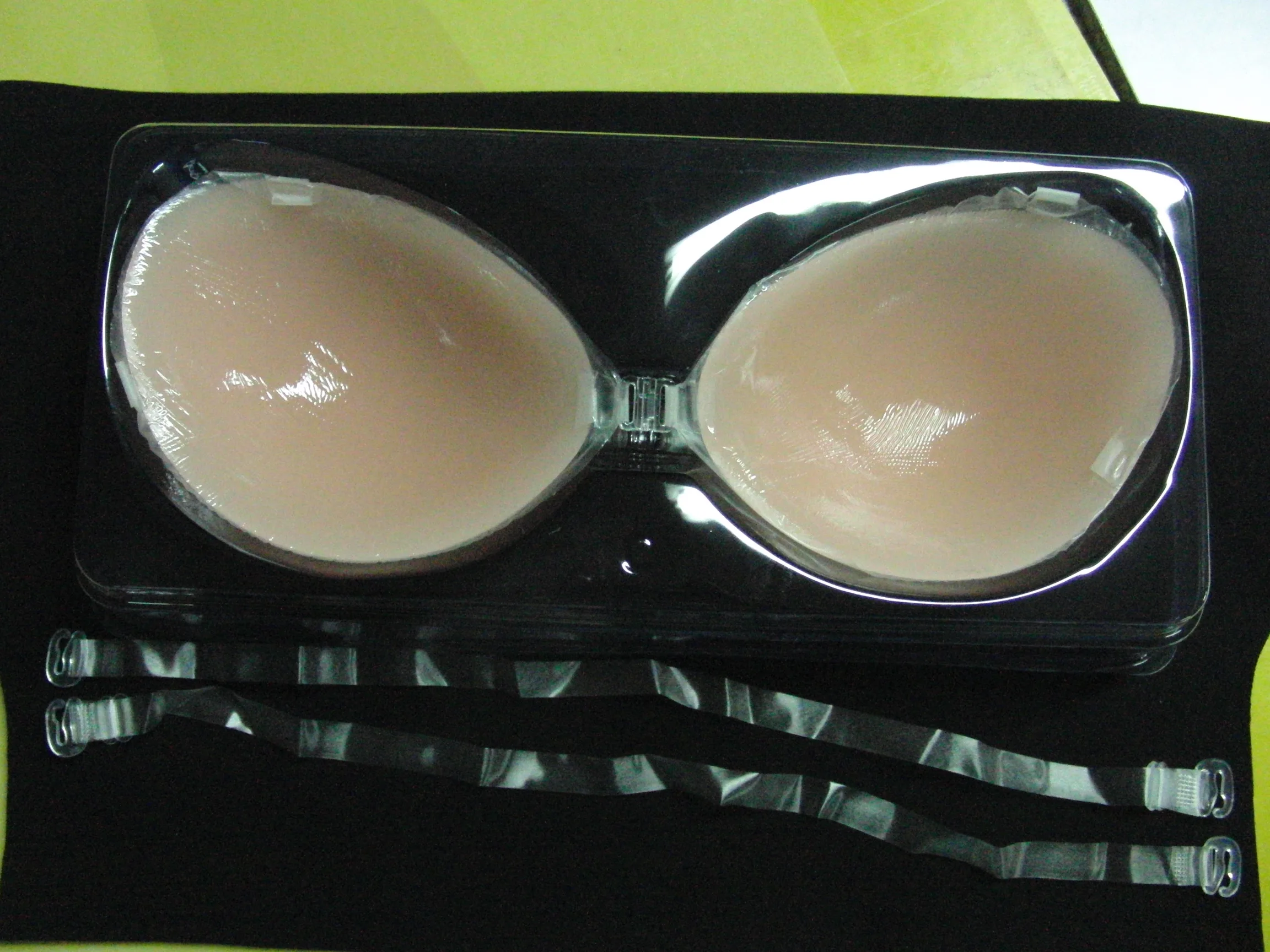 Силиконовый невидимый бюстгальтер без бретелек с открытой спиной