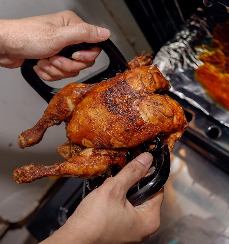 GreenEarth Silicone Oven Mitts BBQ Grill Brush Meat Claws Heat Resistant Kitchen Tool Sets Including Skewers Basket in Box