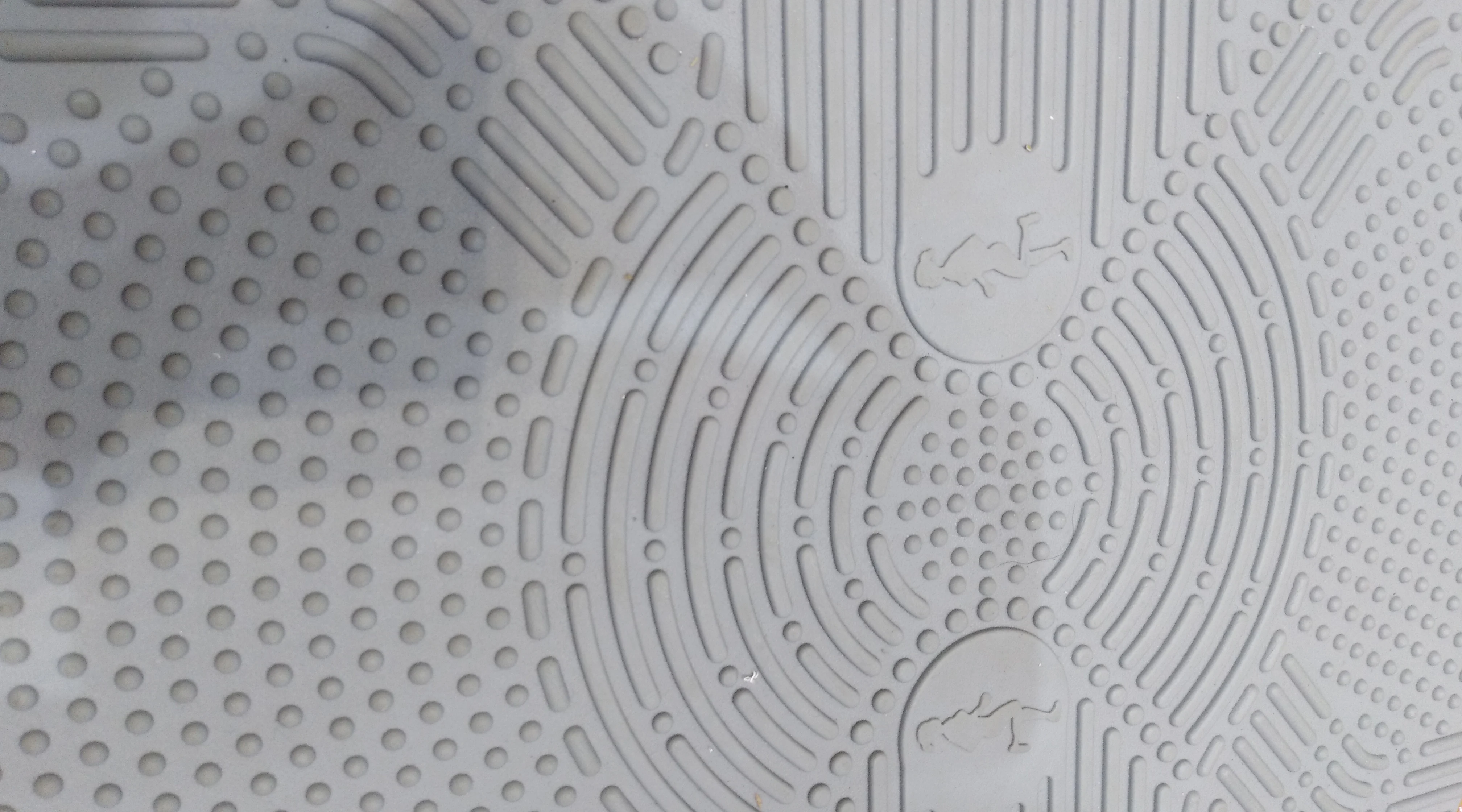 Cychos 2022 Shanghai   Sports Exercise Fitness Equipment Dual Motor Super Fit Massage  and wholesale vibration plate