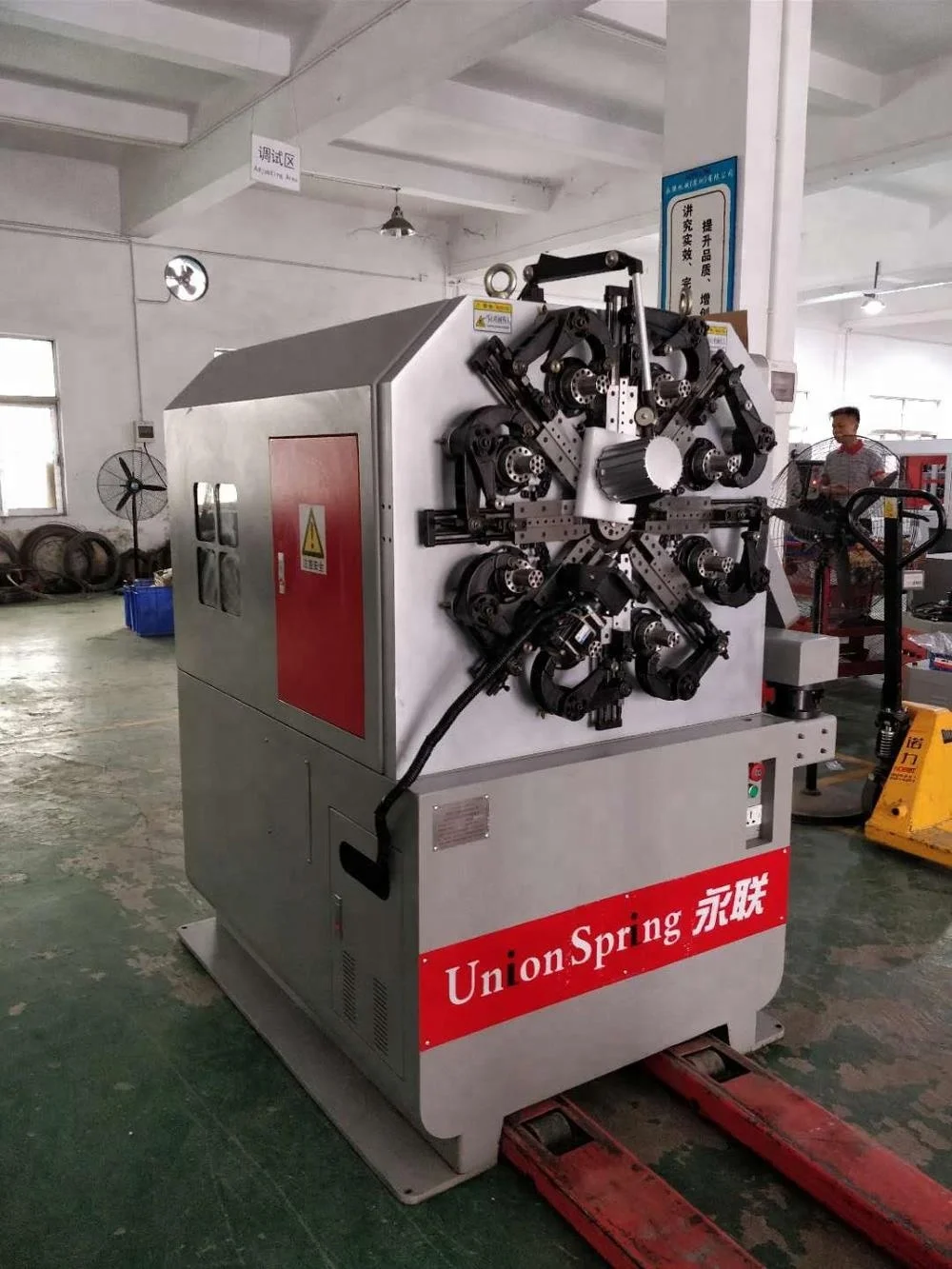Efficient Mini Automatic Spring pressure Making CNC Spring Forming Machine  with rotation