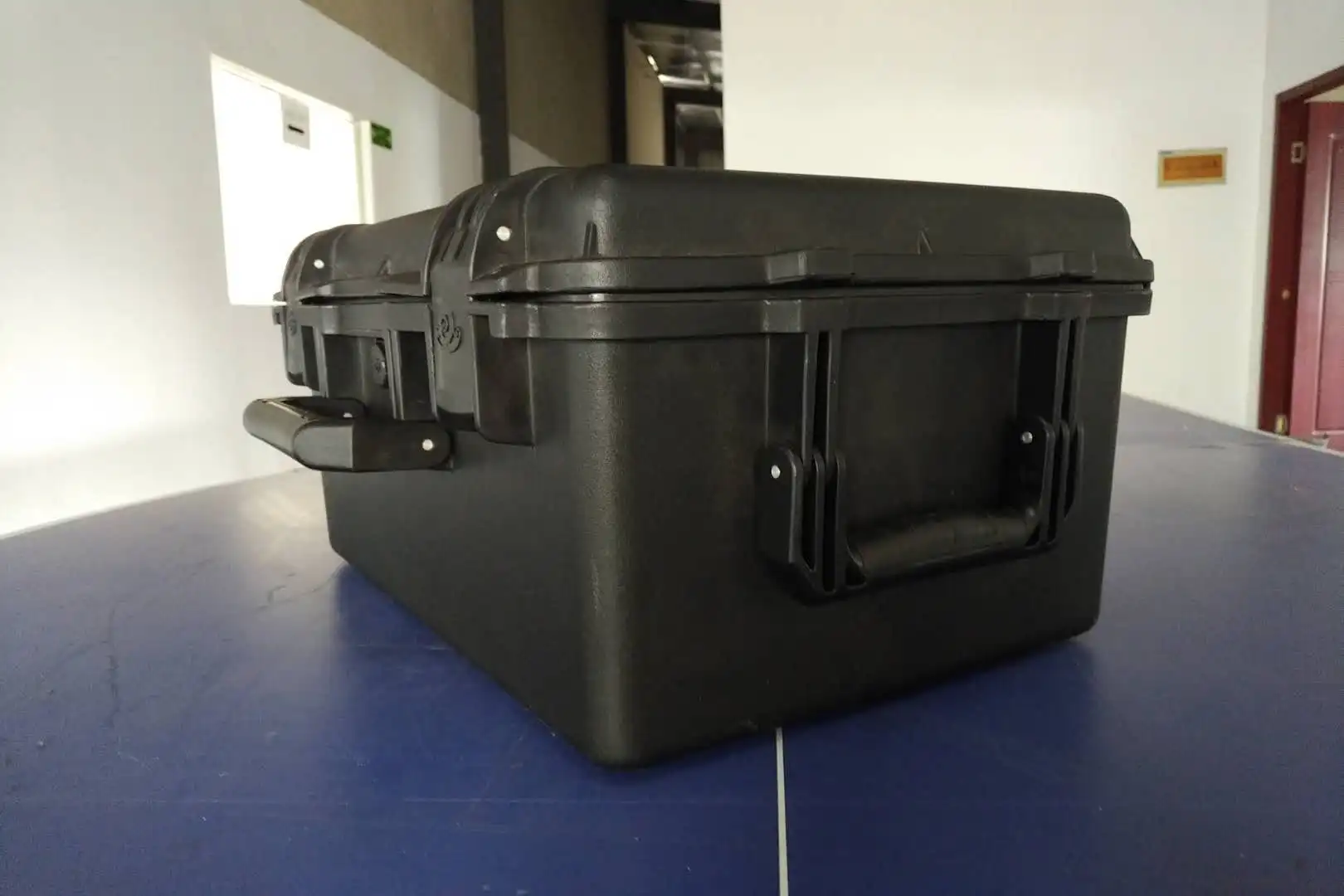 Tricases M2610 hard plastic waterproof dustproof suitcase for metal detector