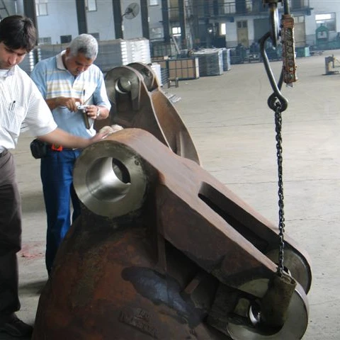 Mn13 Gold Dredger parts/ Dredge bucket dredger pin and bush