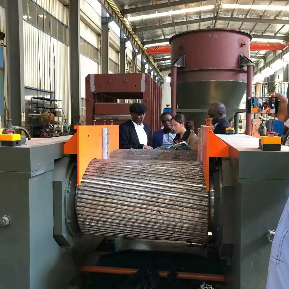 XKP-400/450/560 дробилка с пункта розничного сбыта на резиновой крошки пиролиза отходов шин для дробления резиновых изделий перед загрузкой