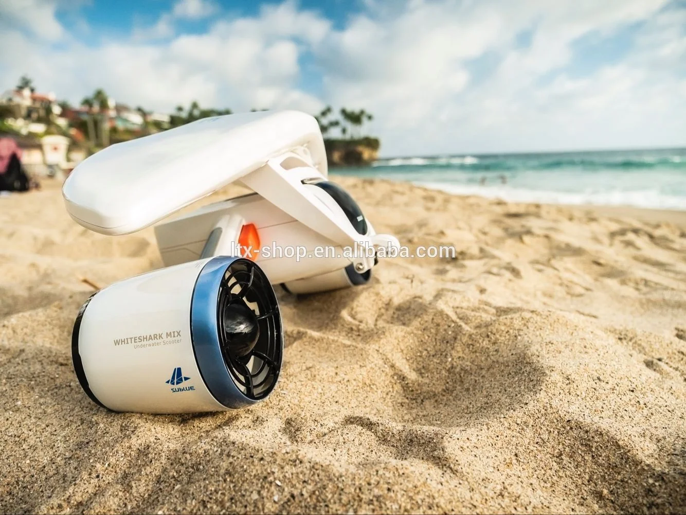 2022  Portable Mini Scuba Diving Equipment Underwater Sea Doo Scooter Electric Water Scooter for water sports