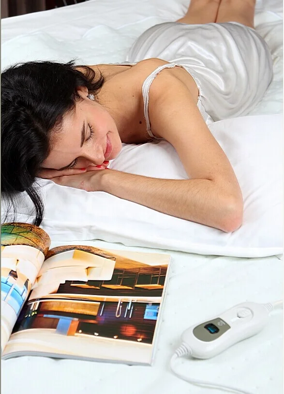 Chinese factory direct sales home use items massage electric bed sheet electric blanket