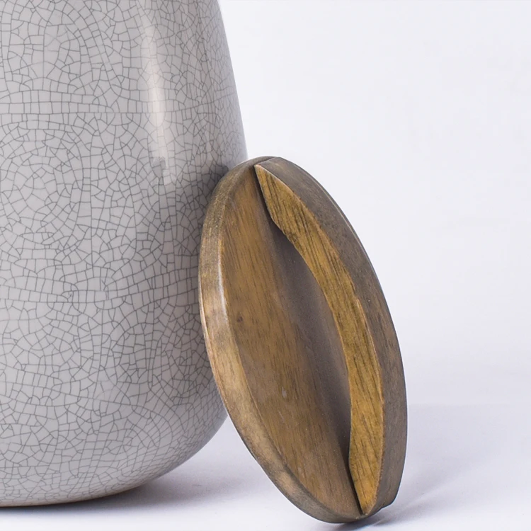 Fancy crackle glaze kitchen ware home goods ceramic tea coffee sugar canisters with bamboo lid