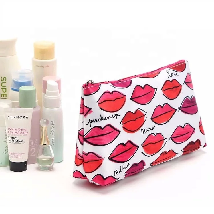 Мини Милая косметичка атласная